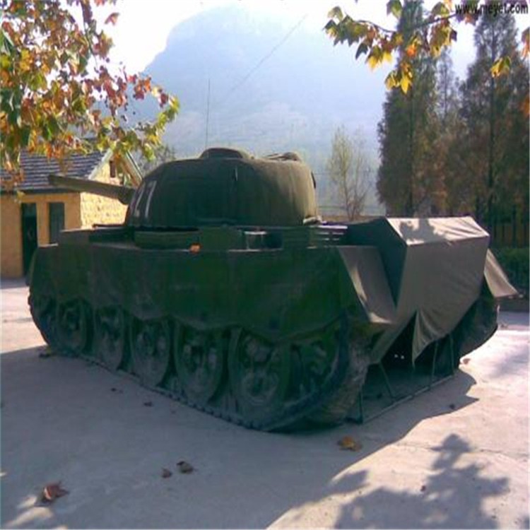 吉木乃大型充气坦克